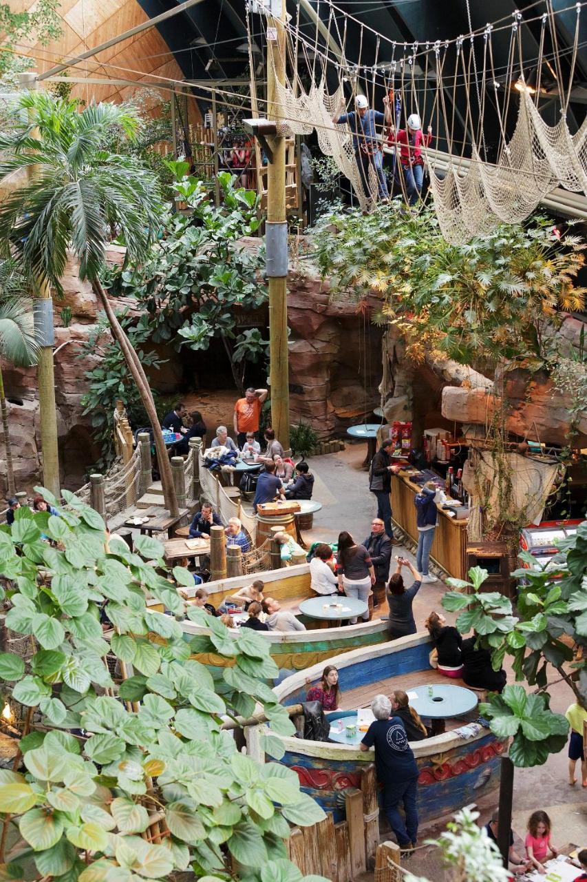 Hotel De Vossemeren By Center Parcs Lommel Exteriér fotografie